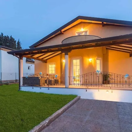 別荘 Holiday In Nova Vas Porec - Istrien 44237 Gedići