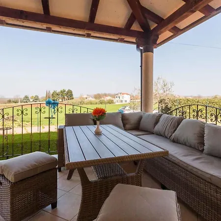 Holiday In Nova Vas Porec - Istrien 44237 Gedići