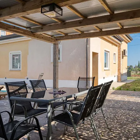 Holiday In Nova Vas Porec - Istrien 44237 Σπίτι διακοπών *